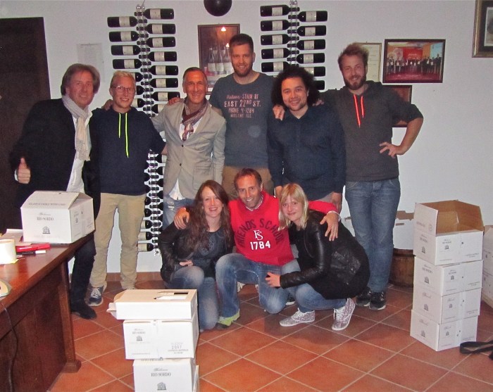 Il gruppo a Cascina Bruciata - friends from Italy, Germany, and Denmark all in one place at one time! Fantastico!